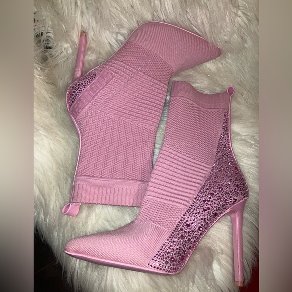 Steve Madden Maxwelle Ankle Boot Pink - Picture 4 of 9